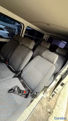 jeepetas y camionetas - Toyota Hiace 2017
 3