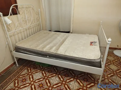 Cama Full IKEA LEIRVIK + colchón