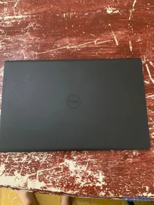 Dell Inspiron AMD rayzen 700 en excelentes condici