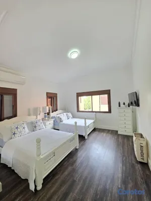 apartamentos - Metro Country Club, Juan Dolio: 2 habitaciones con balcón al golf 9