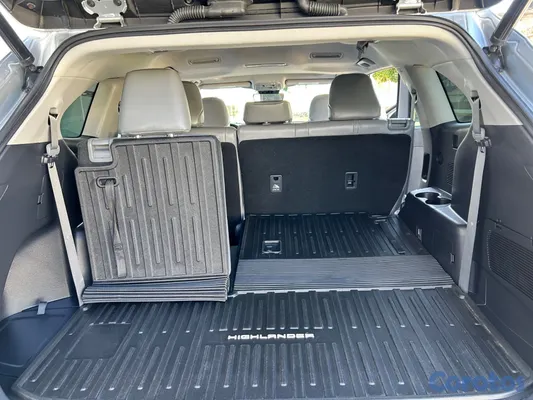 jeepetas y camionetas - Toyota highlander 2022 XLE 4x4 13
