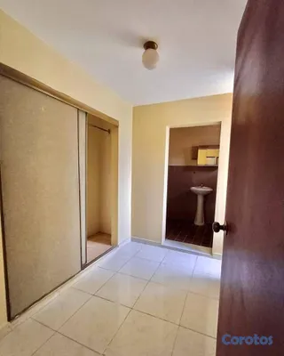 casas - Casa de 6 habitaciones en venta en Los Cacicazgos 2