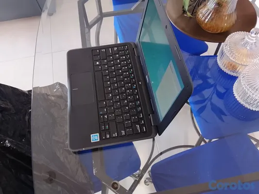 computadoras y laptops - Dell Latitude 3190 11.6" Pentium® Silver N5030 128 3