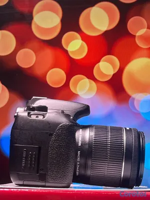 camaras y audio - Cámara Canon T5i como nueva con pantalla touch y graba video full HD  4