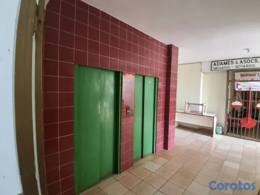 oficinas y locales comerciales - vendo oficina en villa juana v centenario torre profesional NEG. sirv par podcat 5