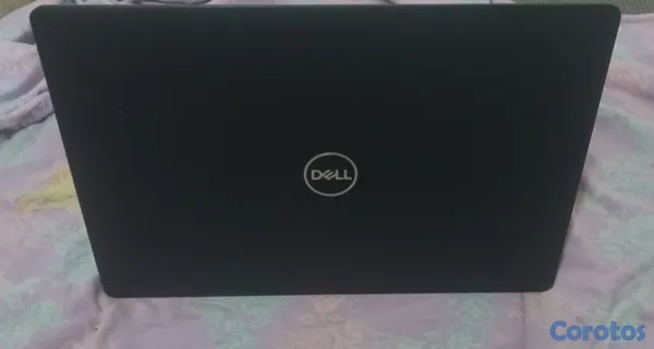 computadoras y laptops - lapto Dell i7 de 8octava generación ssd 500GB 16 de Ram ddr4 tarjeta grafica 2GB 4