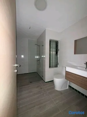 apartamentos - Apartamento en Venta en Evaristo Morales 2 Habitaciones 2.5 baños 2 parqueos 8