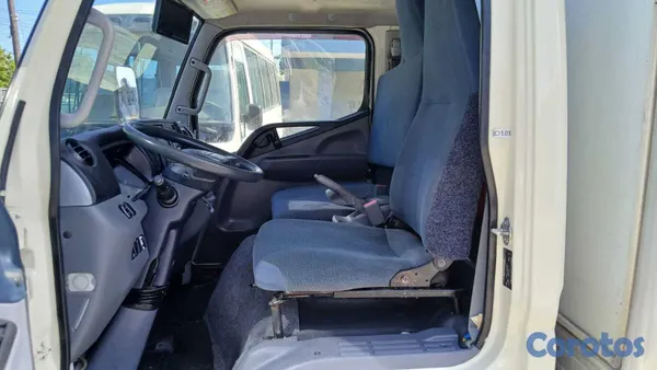 camiones y vehiculos pesados - VENDO MITSUBISHI CANTER 2015 INICIAL 300,000 FINAN 7