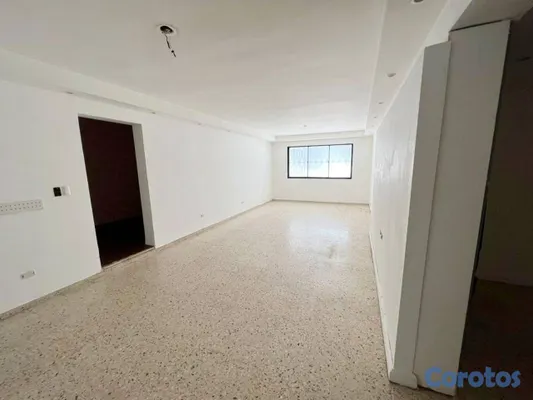 oficinas y locales comerciales - Local en alquiler en Naco - 3467 2