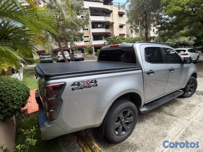2023 Toyota Land Cruiser 300