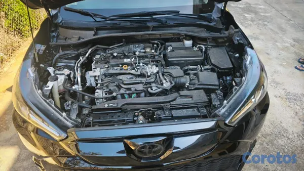jeepetas y camionetas - Toyota corolla cross 2024 9