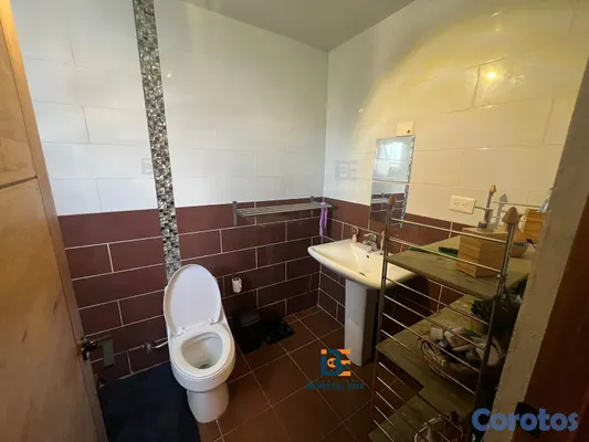 apartamentos - VENDE delicado apartamento, hermoso por dentro y f 7