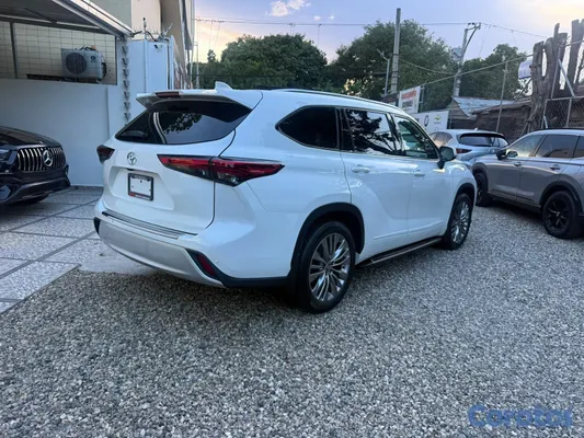 jeepetas y camionetas - Toyota higlander platinum 2021 clean carfax  5