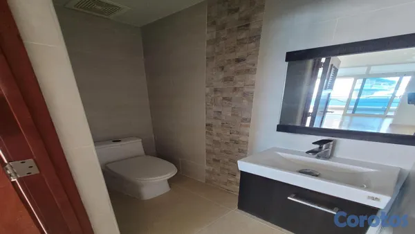 apartamentos - Apartamento en venta en el Sector El Condado, de 3 habitaciones 5