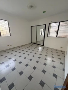 ALQUILO apartamento Piso 2 En el Evaristo Morales 