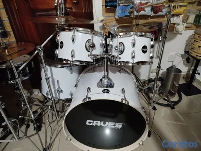 OFERTA DE BATERIAS ACUSTICAS NUEVAS Y COMPLETAS 