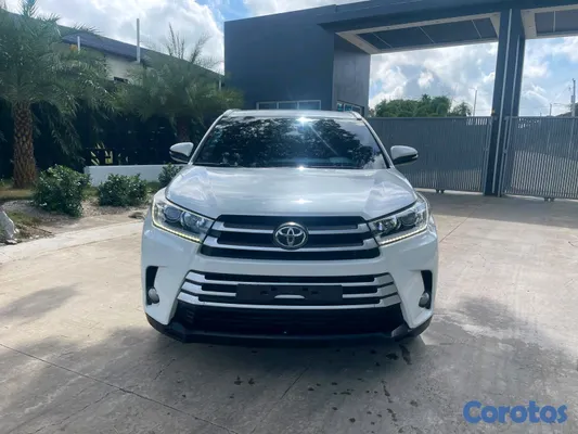 jeepetas y camionetas - Toyota higlander xle 2019 4