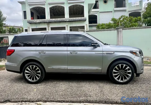 jeepetas y camionetas - lincoln Navigator Reserve 2020 9