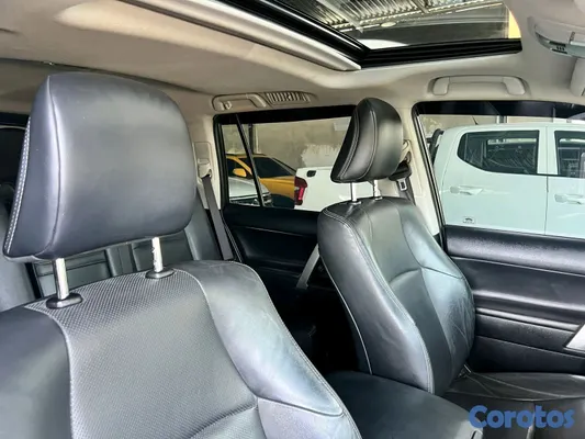 jeepetas y camionetas - Toyota land cruicer prado vxl 2019 12