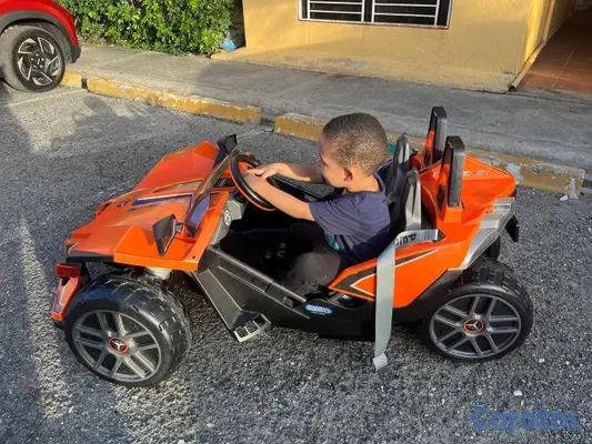 juguetes - 2017 Polaris Slingshot peg perego polaris slingsho 4