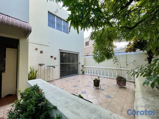 casas - Casa de 4 habitaciones en venta en Las Praderas 9
