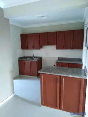 apartamentos - Alquilo Apartamento 2do Nivel con 3 habitaciones y 9