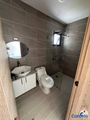 casas - ALQUILER | Villa de 3HB + 3.5B con línea blanca en 15