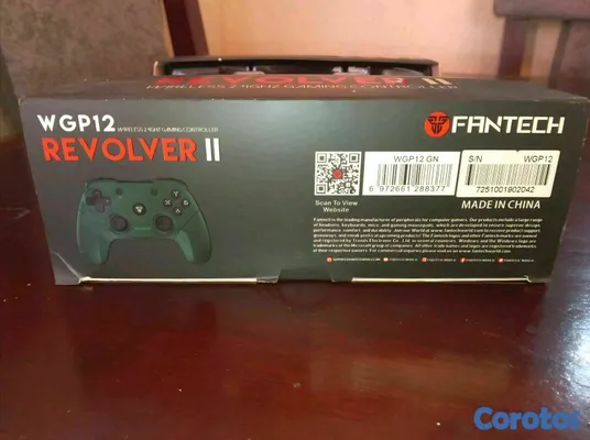 consolas y videojuegos - Control Gamer Fantech WGP12 Revolver II – Como nuevo. 3