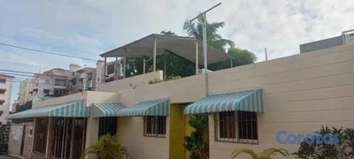 Se vende Casa de 3 Habitaciones, Ensanche Isabelit