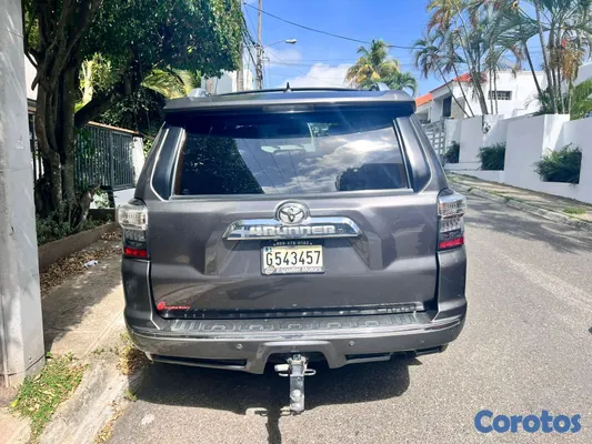 jeepetas y camionetas - Toyota 4runner limited 2015 4