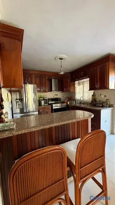 casas - Residencia en Los Cerros | Patio Enorme, Doble Cocina y Terraza para Celebracion 6