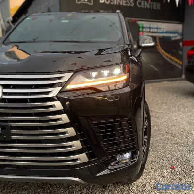 jeepetas y camionetas - LEXUS LX 600 LUXURY 2024 18