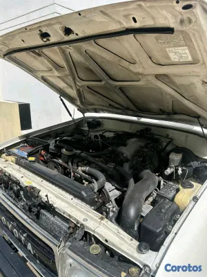jeepetas y camionetas - Toyota land cruicer 1991 7