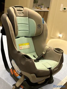     Graco Extend2Fit verde claro/gris