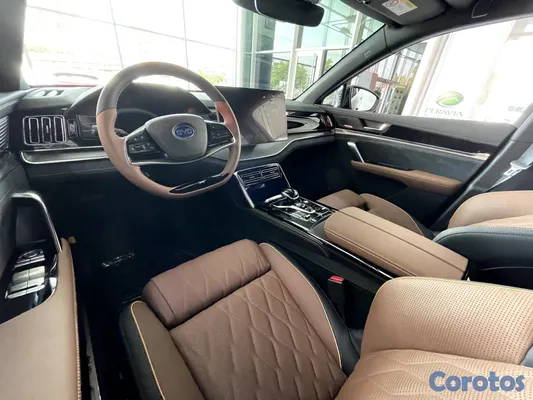 jeepetas y camionetas - BYD Tang 2023 Blanca 0 KM, Eléctrica AWD, Garantía de Fábrica Vigente* 5