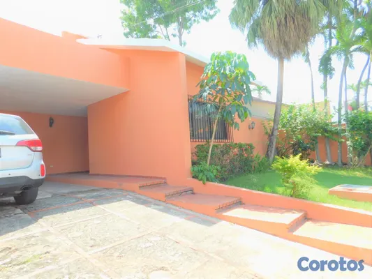 oficinas y locales comerciales - CASA EN ALQUILER PARA USO PREFERIBLEMENTE COMERCIAL U OFICINA. 8