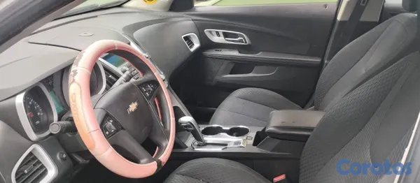 jeepetas y camionetas - Se vende Chevrolet Equinox en elegante color crema 2