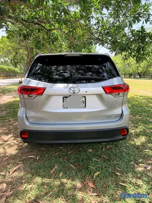 jeepetas y camionetas - Toyota higlander xle 2019 10