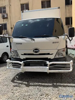 camiones y vehiculos pesados - Hino 300 Furgon 2020 7