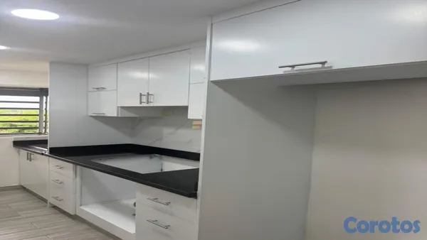 apartamentos - Apartamento de 3 Habitaciones en Venta | San Isidro Labrador 8