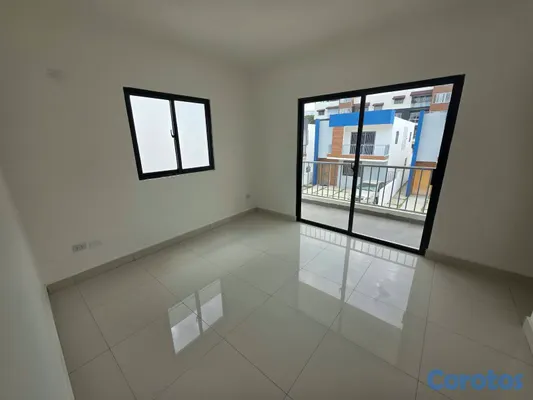 casas - CASA EN VENTA – VILLAS NACO, KM. 13 AUTOPISTA DUARTE PRECIO NEGOCIABLE 4