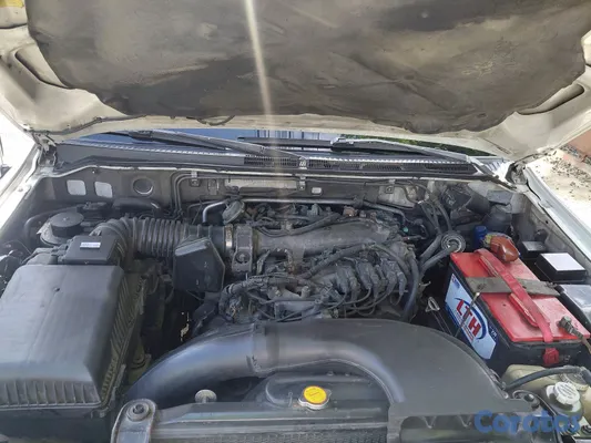 jeepetas y camionetas - vendo mitsubishi montero cara de gato buenas condiciones 310 negociable  6