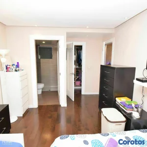 Práctico apartamento amueblado en Renacimiento