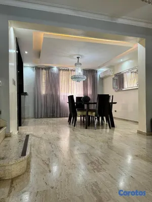 casas - Casa de 3 habitaciones 4 baños en venta en Altos D 13