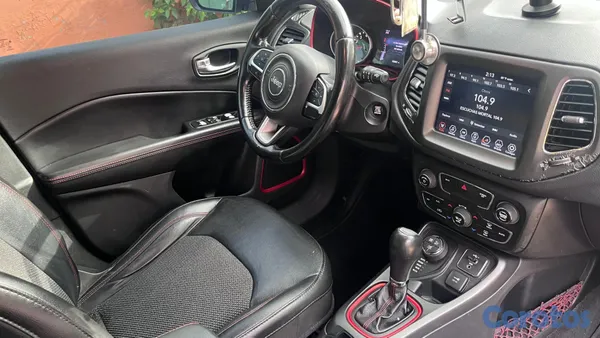 jeepetas y camionetas - JEEP COMPASS TRAILHAWK 4X4 2020 *COMO NUEVA* 9