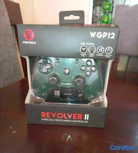 Control Gamer Fantech WGP12 Revolver II – Como nuevo.