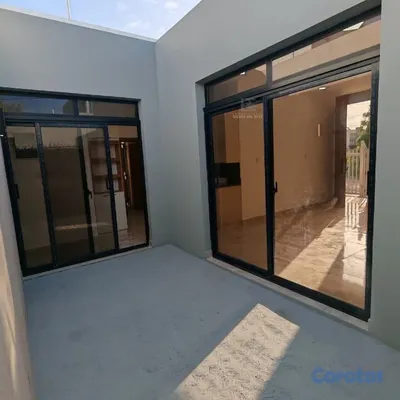 casas - VENDO moderna Vivienda con finos detalles en Resid 9