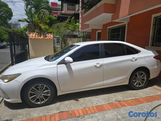 carros - Toyota camry se 2017 10
