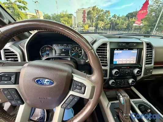 jeepetas y camionetas - 2016 Ford F150 Doble Cabina King Ranch - Clean Car 10