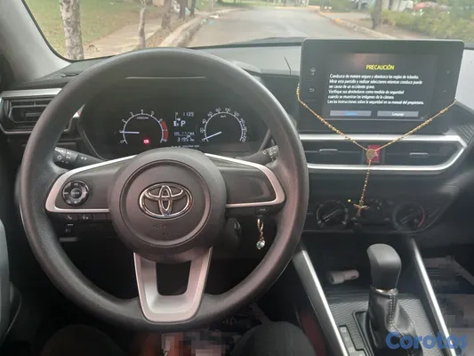 jeepetas y camionetas - VENTA DE TOYOTA RIZE 2024. COLOR BLANCO PERLA 4